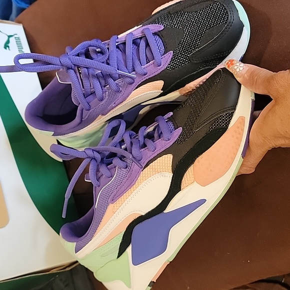 Puma - Picture 3 of 9